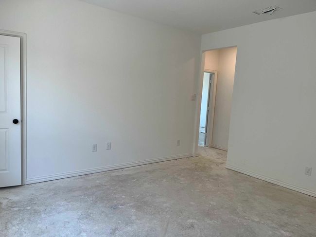 14140 Gallatin St, House other with 5 bedrooms, 4 bathrooms and null parking in Pilot Point TX | Image 13