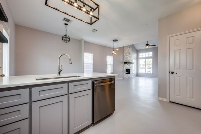 500 Mattie Ln, House other with 3 bedrooms, 3 bathrooms and null parking in Lake Dallas TX | Image 12