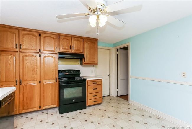 948 Hebron Ave, House other with 3 bedrooms, 2 bathrooms and 4 parking in Glastonbury CT | Image 12