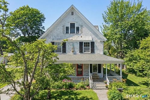 15 Moss St, Pawcatuck, CT, 06379-2116 | Card Image