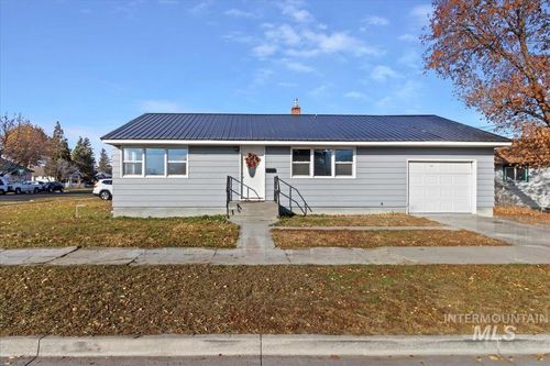 502 E 13th St, Burley, ID, 83318-1905 | Card Image