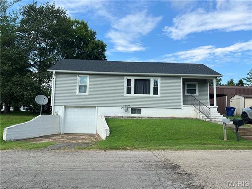 606 3rd St, Marble Hill, MO, 63764-9609 | Card Image
