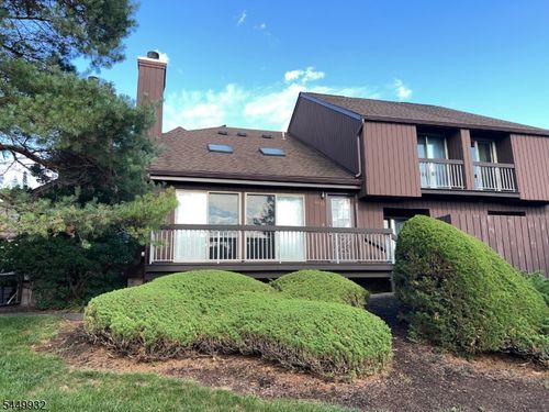 3842 Bloomingdale Dr, Hillsborough, NJ, 08844-5558 | Card Image