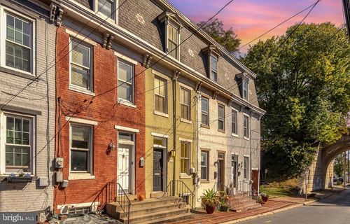 317 S River St, HARRISBURG, PA, 17104-1657 | Card Image