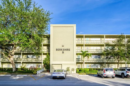 2040-2040 Berkshire B, Deerfield Beach, FL, 33442-3335 | Card Image
