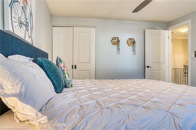 10007 Port Franks Rd, House other with 5 bedrooms, 2 bathrooms and 4 parking in Port Franks ON | Image 24