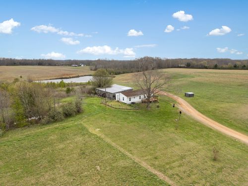 2906 Bybee Branch Rd, McMinnville, TN, 37110-4728 | Card Image