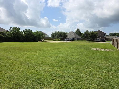6001 Dublin Ln, Pearland, TX, 77581-7012 | Card Image
