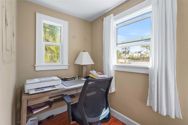111 Faubel St, House other with 3 bedrooms, 3 bathrooms and null parking in Siesta Key FL | Image 47