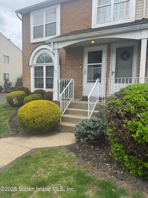 b-51 Jennifer Place, Staten Island, NY, 10314 | Card Image