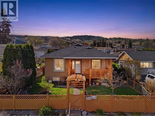 769 Douglas St, Kamloops, BC, V2C3C7 | Card Image