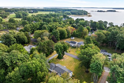 56 Carroll St, Falmouth, ME, 04105-1908 | Card Image