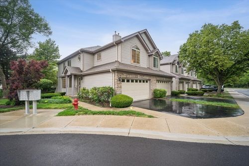 1568 N Saint Marks Place, Palatine, IL, 60067 | Card Image
