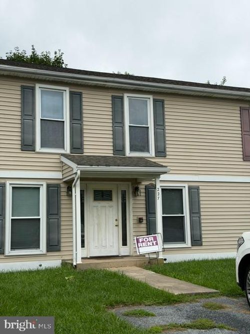 227 Gary Avenue, LEBANON, PA, 17046 | Card Image
