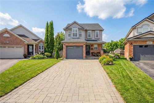 919 Veronica Crt, Kitchener, ON, N2A4G4 | Card Image