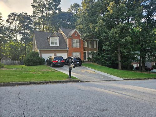 2545 Cobble Creek Ln, Grayson, GA, 30017-1553 | Card Image