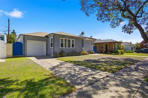 2724 Barry Avenue, Los Angeles, CA, 90064 | Card Image