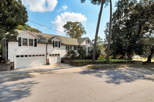 1146 Buist Ave, North Charleston, SC, 29405-4766 | Card Image