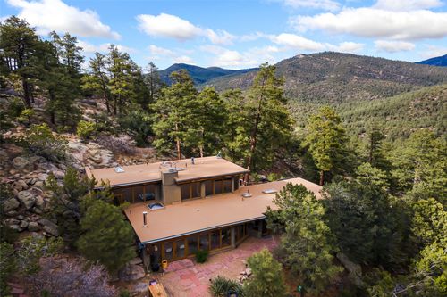 57 Mountain Top Rd, Santa Fe, NM, 87505-9069 | Card Image