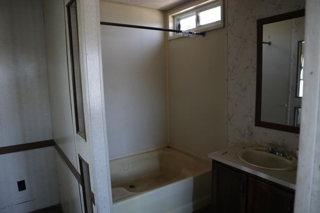 12942 T And C Blvd, House other with 2 bedrooms, 1 bathrooms and null parking in Ash Flat AR | Image 16