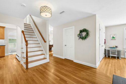 30 Shetland Rd, Marblehead, MA, 01945-1824 | Card Image
