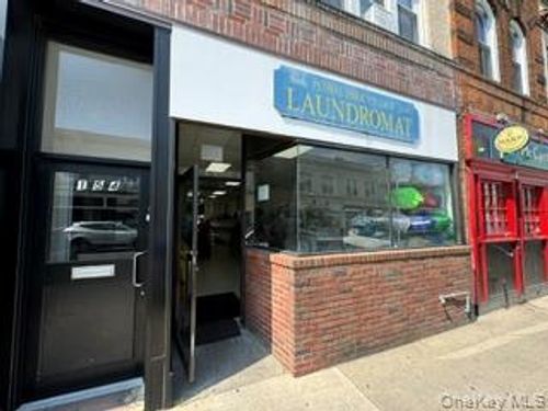 154 Tulip Ave, Floral Park, NY, 11001-2705 | Card Image