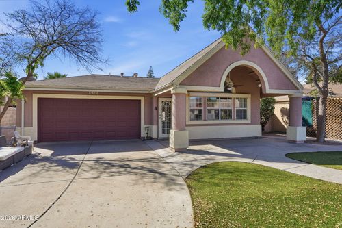 321 E Mitchell Dr, Phoenix, AZ, 85012-2303 | Card Image