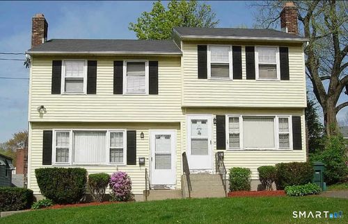 19 Goodwin St, Manchester, CT, 06040-4319 | Card Image