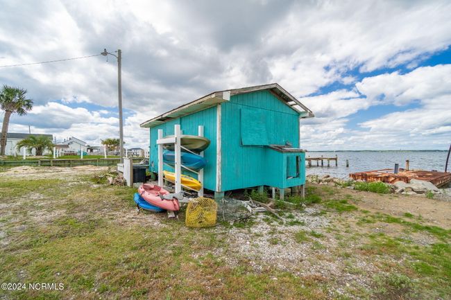 1096 Salter Path Rd, House other with 2 bedrooms, 2 bathrooms and null parking in Salter Path NC | Image 24