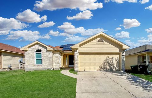 8439 Blackstone Cv, Converse, TX, 78109-3727 | Card Image