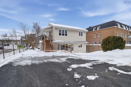 82 Rufus Ave, Halifax, NS, B3N2L9 | Card Image