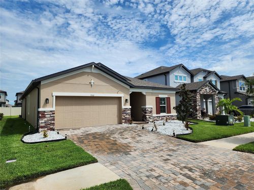 9342 Crescent Ray Dr, WESLEY CHAPEL, FL, 33545-4965 | Card Image