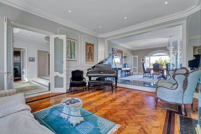 48 Old Park Lane, House other with 5 bedrooms, 9 bathrooms and 14 parking in Richmond Hill ON | Image 11