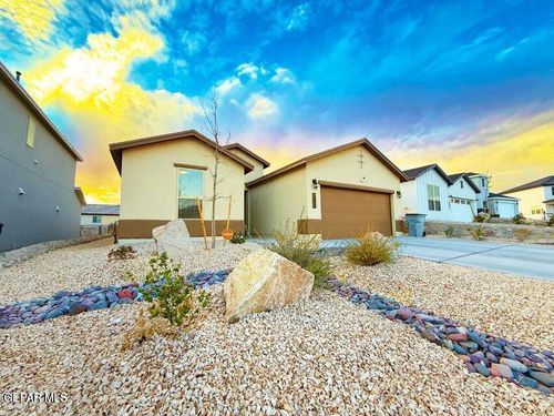 2245 Small Mountain Pl, El Paso, TX, 79911-7528 | Card Image