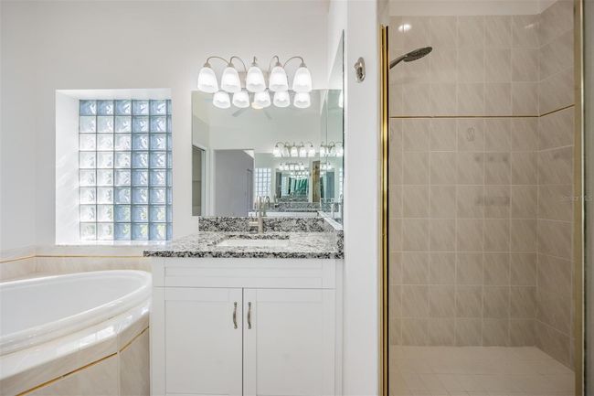 2127 Lagoon Dr, House other with 3 bedrooms, 2 bathrooms and null parking in DUNEDIN FL | Image 20