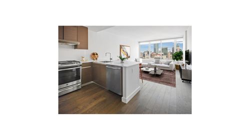 16m-315 W 33rd St, New York, NY, 10001-2882 | Card Image