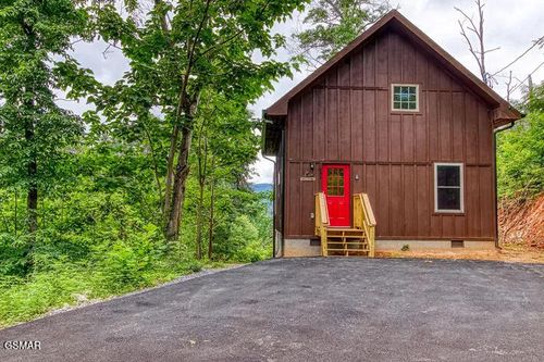 631 Timber Ridge Road, Gatlinburg, TN, 37738 | Card Image