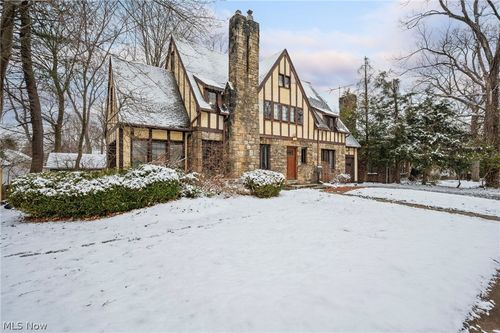 120 Levan Dr, Painesville, OH, 44077-2652 | Card Image