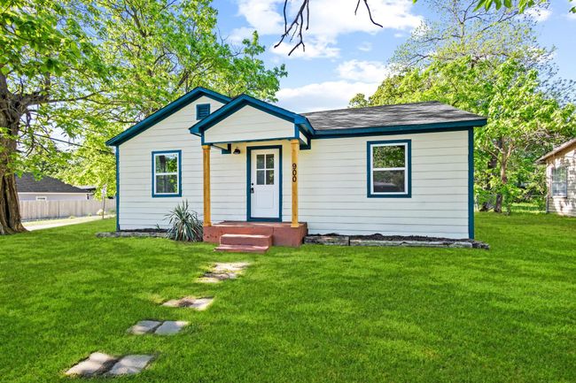 900 W Coffin St, House other with 3 bedrooms, 1 bathrooms and null parking in Denison TX | Image 34