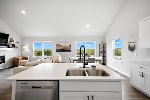 14251 Bentwood Dr, Urbandale, IA, 50323-0022 | Card Image