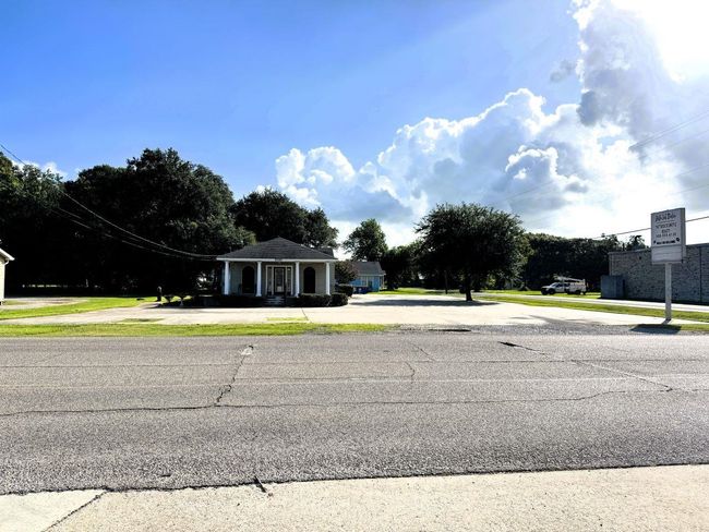 3500 Main Ave, Home with 0 bedrooms, 0 bathrooms and null parking in Groves TX | Image 4