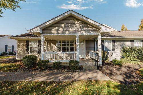 8637 Victoria Meadow Ln, Reynoldsburg, OH, 43068-9743 | Card Image