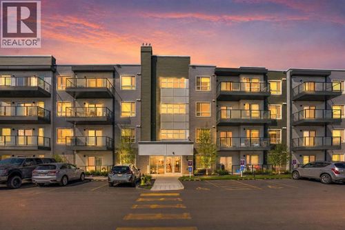 33 Carringham Gate Nw, Calgary, AB, T3P1V9 | Card Image