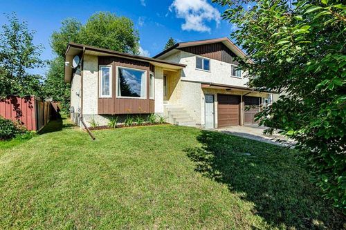 14 Eagle Rd, Lacombe, AB, T4L1S2 | Card Image