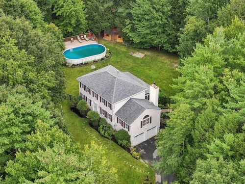 14 Benjamin Dr, Goffstown, NH, 03045-3041 | Card Image