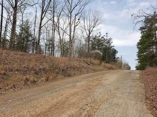 1170 Edgewood Dr, Saulsbury, TN, 38067-6736 | Card Image