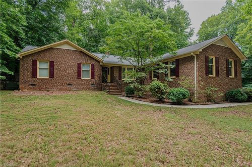 2603 Crescent Hill Dr, Mebane, NC, 27302-9162 | Card Image