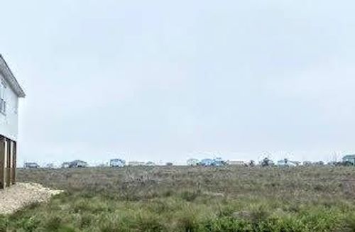 299 Kingfish Dr, Rockport, TX, 78382-9352 | Card Image