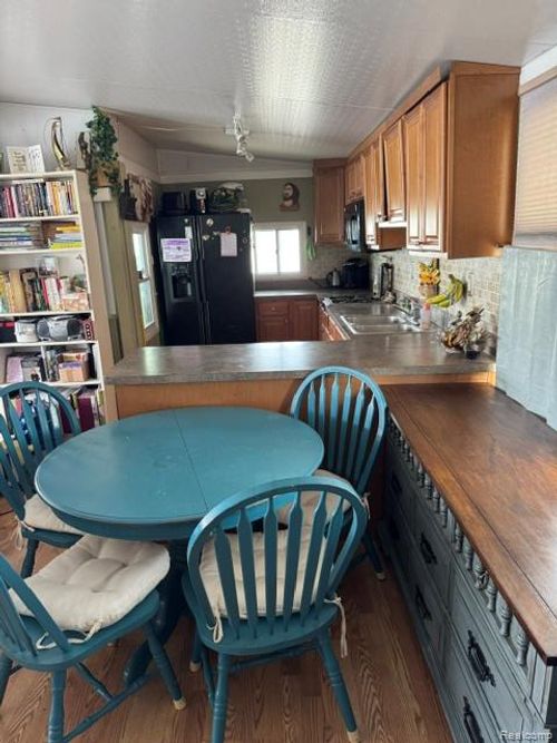 unit-404-10001 E Goodall Road, Vernon Township, MI, 48429 | Card Image