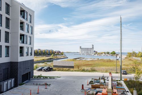 203-31 Huron St, Collingwood, ON, L9Y5T7 | Card Image